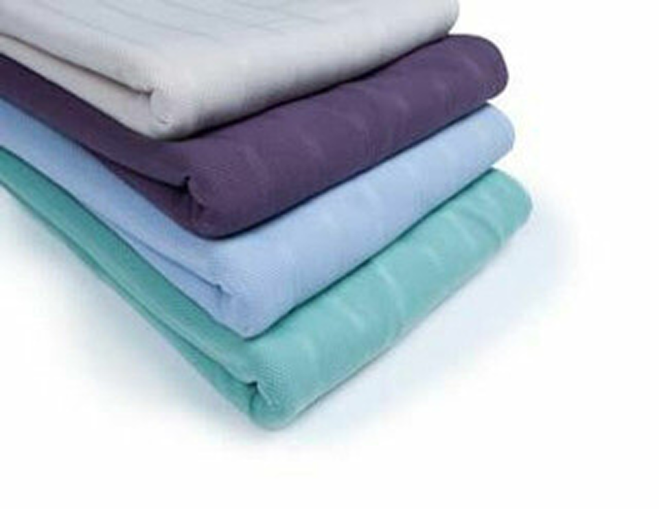 Bed sheet sheeting 意味 BED SHEET definition in the Cambridge English Dictionary